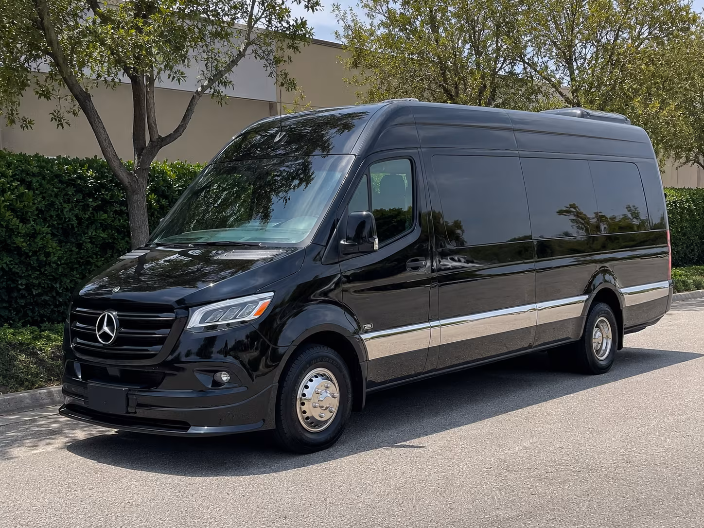 redondo beach employee transportation onboard seating
